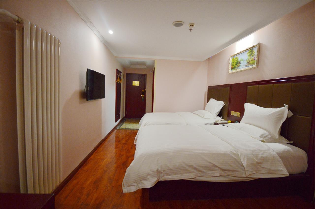 Greentree Inn Liaoning Dalian Development Zone Jinma Road Pedestrian Street Express Hotel エクステリア 写真