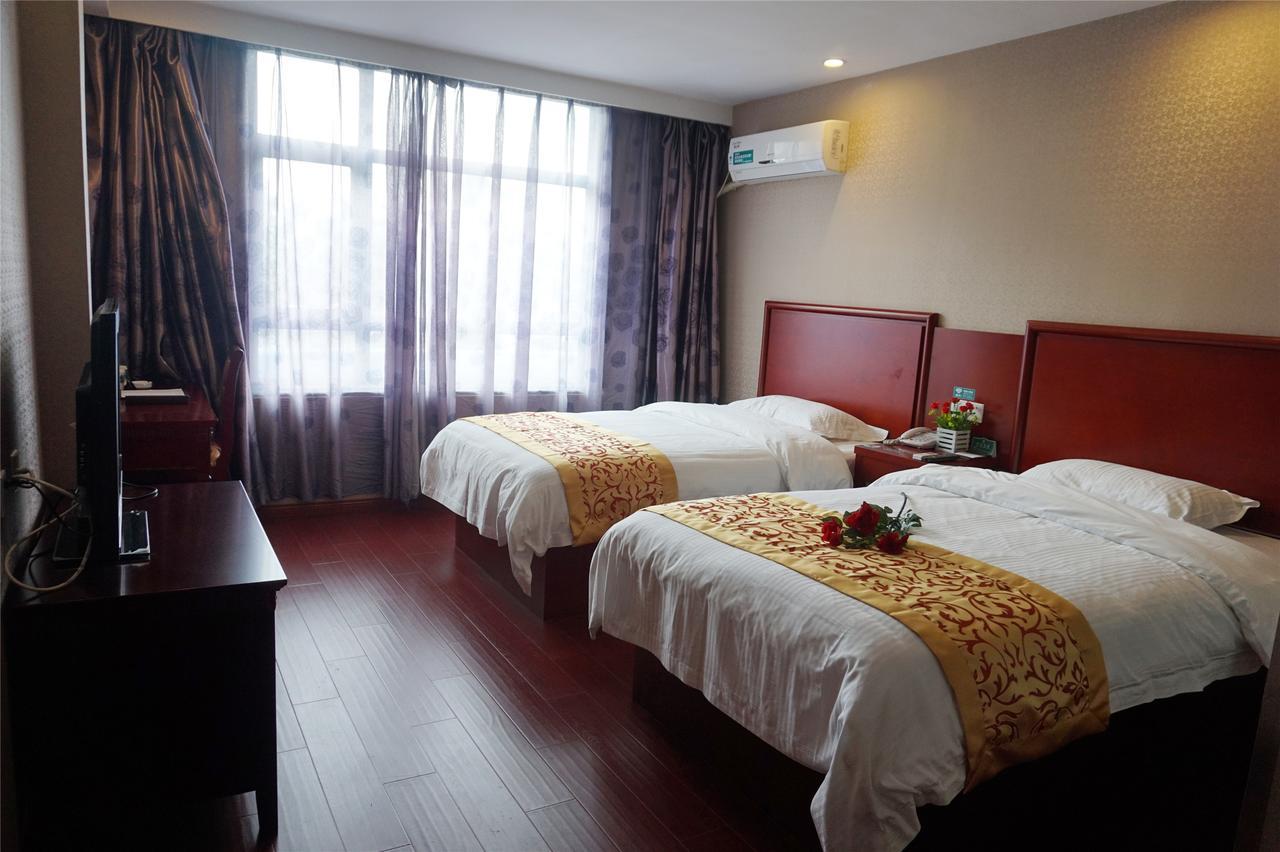 Greentree Inn Liaoning Dalian Development Zone Jinma Road Pedestrian Street Express Hotel エクステリア 写真