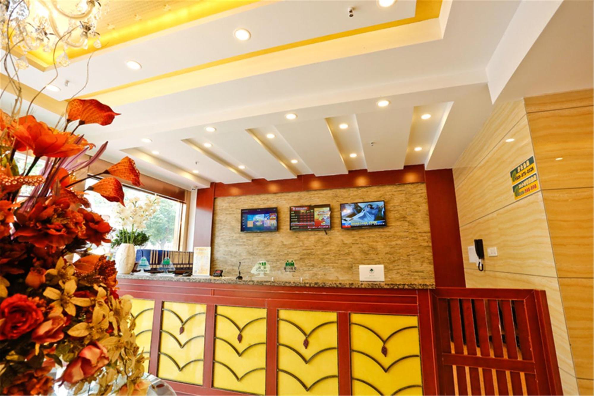 Greentree Inn Liaoning Dalian Development Zone Jinma Road Pedestrian Street Express Hotel エクステリア 写真
