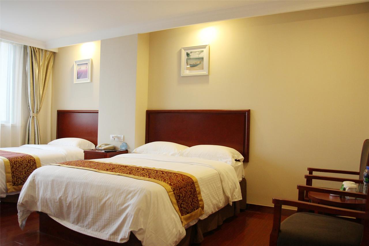 Greentree Inn Liaoning Dalian Development Zone Jinma Road Pedestrian Street Express Hotel エクステリア 写真