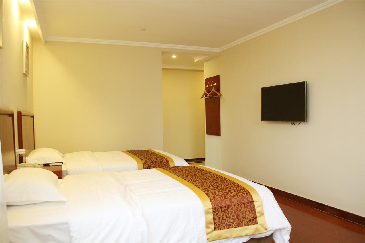 Greentree Inn Liaoning Dalian Development Zone Jinma Road Pedestrian Street Express Hotel エクステリア 写真