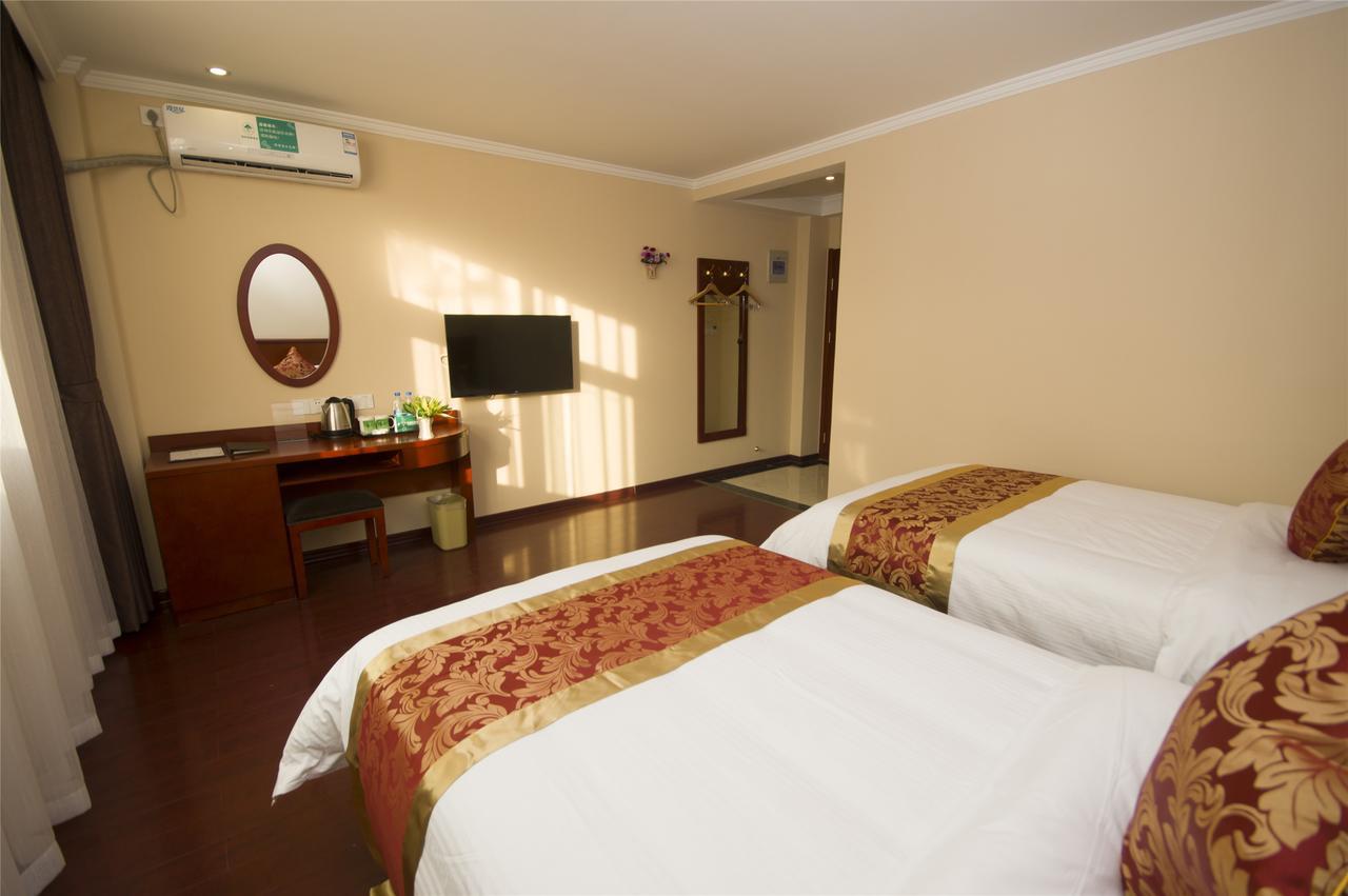 Greentree Inn Liaoning Dalian Development Zone Jinma Road Pedestrian Street Express Hotel エクステリア 写真